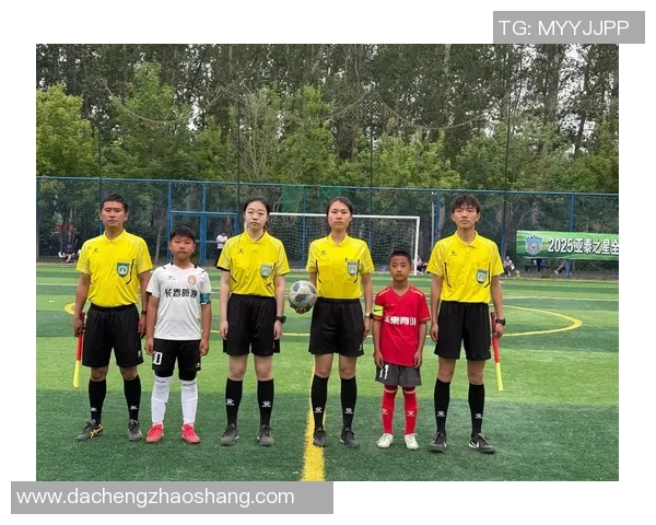 阿成足球：探索足球的魅力与激情，助力年轻人追逐梦想的旅程